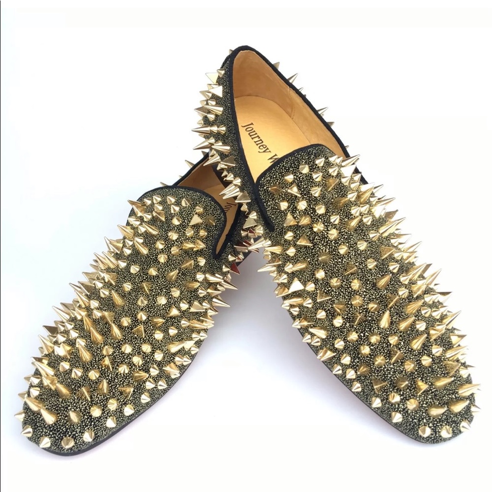 Mens spikey redbottom leather dress shoes. Size 9
